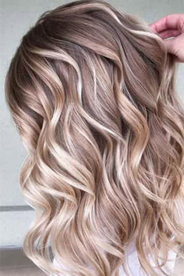 عکس های آموزشگاه آرایشگری گونش عکس های آموزشگاه آرایشگری گونش