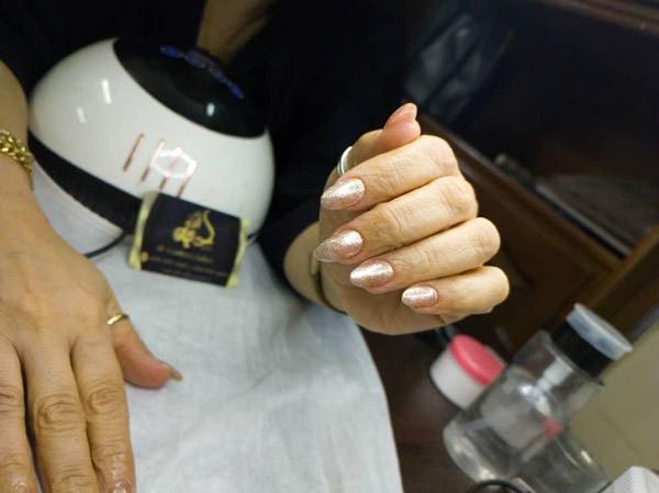 عکس های آموزشگاه آرایشگری لحظه عکس های آموزشگاه آرایشگری لحظه