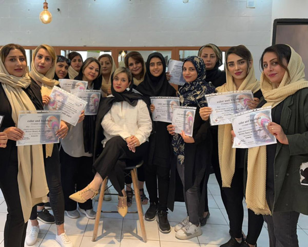 عکس های آموزشگاه آرایشگری برنز عکس های آموزشگاه آرایشگری برنز