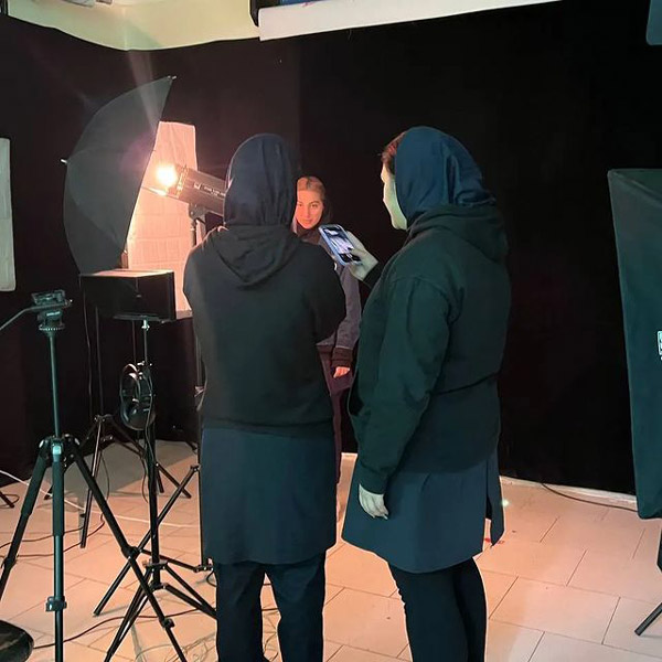 عکس های هنرستان دخترانه غیرانتفاعی پدیده عکس های هنرستان دخترانه غیرانتفاعی پدیده