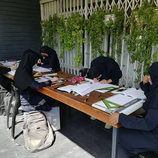 عکس های هنرستان دخترانه غیرانتفاعی پدیده عکس های هنرستان دخترانه غیرانتفاعی پدیده