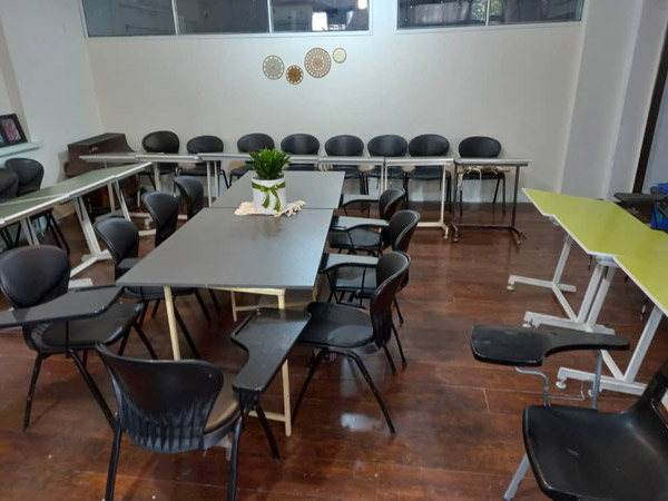 عکس های هنرستان غیرانتفاعی دخترانه هنرور عکس های هنرستان غیرانتفاعی دخترانه هنرور