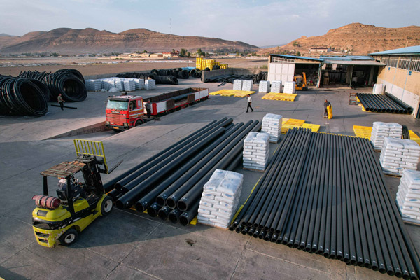 عکس های شرکت آب نهالان خلیج فارس عکس های شرکت آب نهالان خلیج فارس