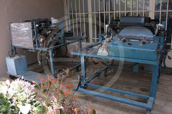 عکس های آموزشگاه مکانیک و برق خودرو علم و صنعت عکس های آموزشگاه مکانیک و برق خودرو علم و صنعت