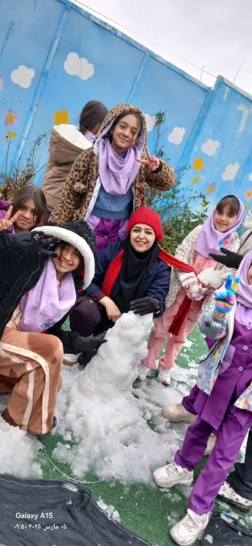 عکس های پیش دبستانی و دبستان فرهنگ سازان صدرا عکس های پیش دبستانی و دبستان فرهنگ سازان صدرا