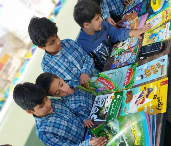 عکس های پیش دبستانی و دبستان فرهنگ سازان صدرا عکس های پیش دبستانی و دبستان فرهنگ سازان صدرا