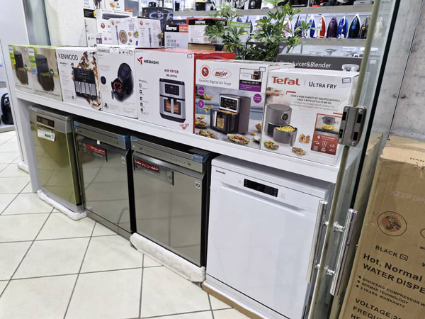 عکس های لوازم خانگی کامران آزاد عکس های لوازم خانگی کامران آزاد