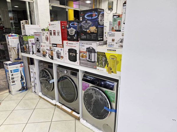 عکس های لوازم خانگی کامران آزاد عکس های لوازم خانگی کامران آزاد