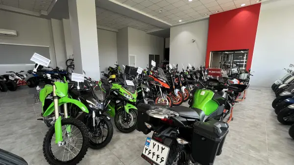 عکس های کویر موتور(نمایندگی قاسم پور) عکس های کویر موتور(نمایندگی قاسم پور)