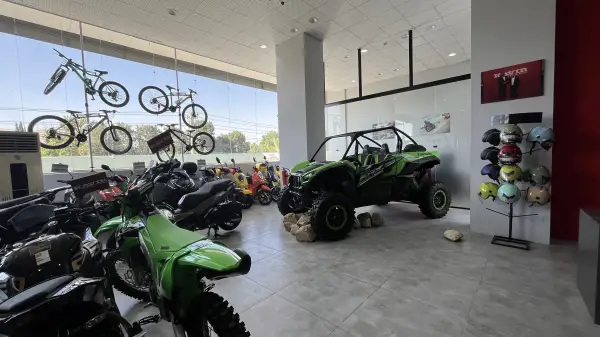 عکس های کویر موتور(نمایندگی قاسم پور) عکس های کویر موتور(نمایندگی قاسم پور)