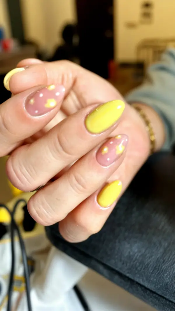 عکس های کاشت ناخن مهسا دهقان صدرا عکس های کاشت ناخن مهسا دهقان صدرا