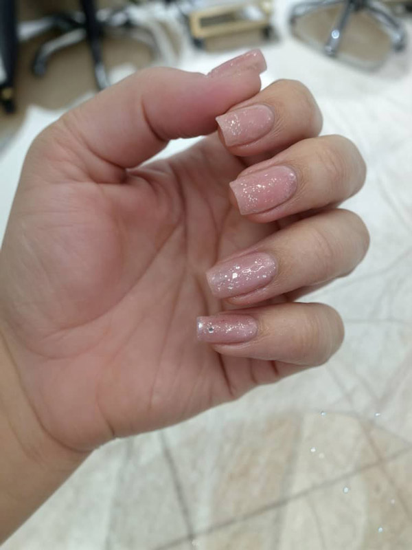 عکس های کاشت ناخن مهسا دهقان صدرا عکس های کاشت ناخن مهسا دهقان صدرا