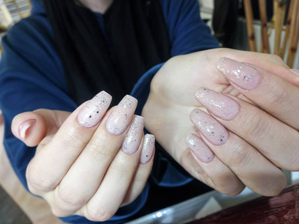 عکس های کاشت ناخن مهسا دهقان صدرا عکس های کاشت ناخن مهسا دهقان صدرا