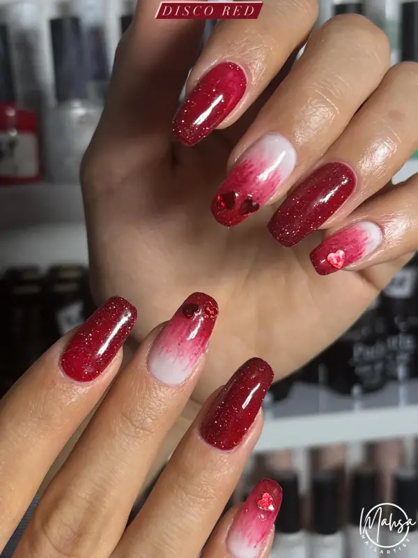 عکس های کاشت ناخن مهسا دهقان صدرا عکس های کاشت ناخن مهسا دهقان صدرا