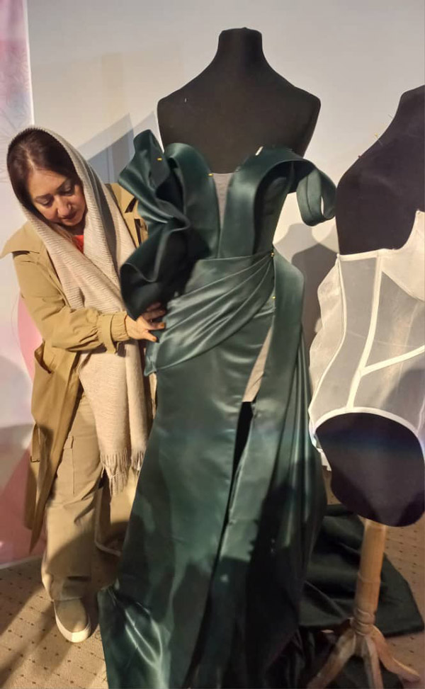 عکس های آموزشگاه خیاطی و نقاشی پارسین عکس های آموزشگاه خیاطی و نقاشی پارسین