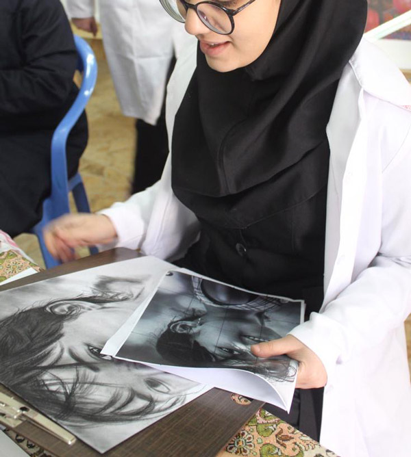 عکس های هنرستان غیردولتی دخترانه پرتوهنر عکس های هنرستان غیردولتی دخترانه پرتوهنر