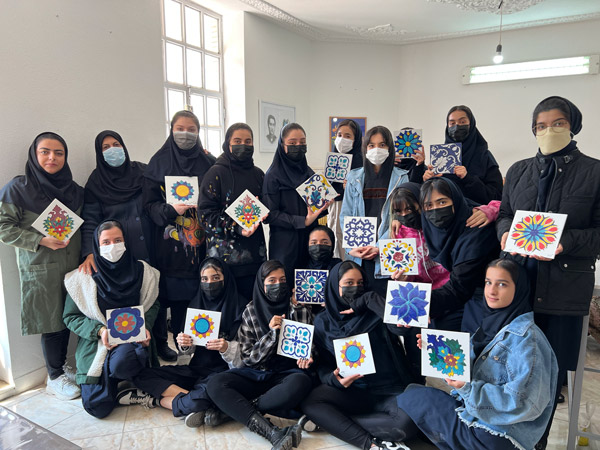 عکس های هنرستان غیردولتی دخترانه پرتوهنر عکس های هنرستان غیردولتی دخترانه پرتوهنر