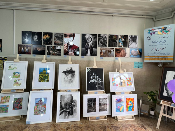 عکس های هنرستان غیردولتی دخترانه پرتوهنر عکس های هنرستان غیردولتی دخترانه پرتوهنر