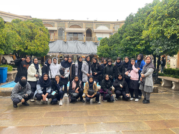 عکس های هنرستان غیردولتی دخترانه پرتوهنر عکس های هنرستان غیردولتی دخترانه پرتوهنر