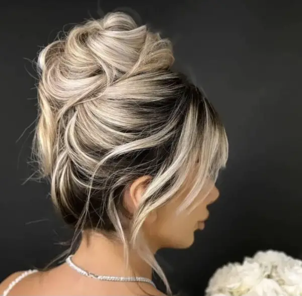 عکس های آموزشگاه آرایشگری رمز زیبایی عکس های آموزشگاه آرایشگری رمز زیبایی