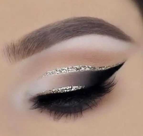 عکس های آموزشگاه آرایشگری رمز زیبایی عکس های آموزشگاه آرایشگری رمز زیبایی