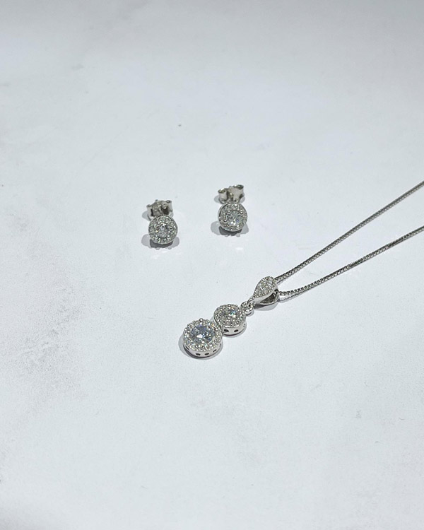 عکس های گالری نقره زرین عکس های گالری نقره زرین