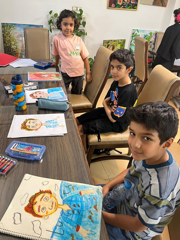 عکس های آموزشگاه هنرهای تجسمی مهتاب عکس های آموزشگاه هنرهای تجسمی مهتاب