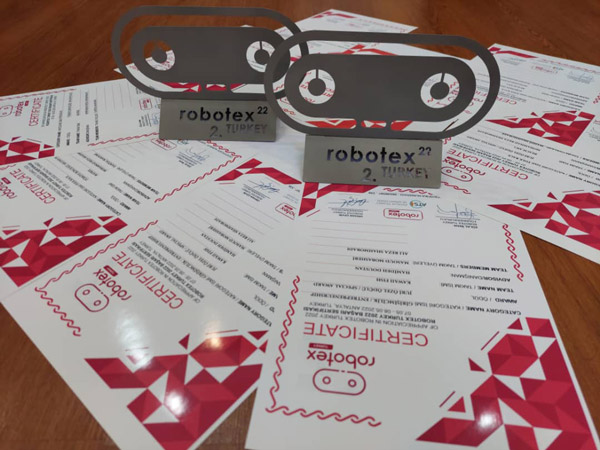 عکس های آموزشگاه رباتیک روبیان عکس های آموزشگاه رباتیک روبیان