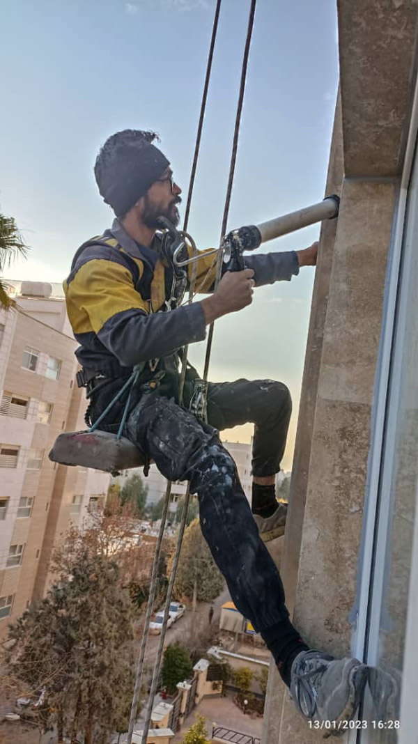 عکس های شرکت کار در ارتفاع آوین سازه پارس عکس های شرکت کار در ارتفاع آوین سازه پارس