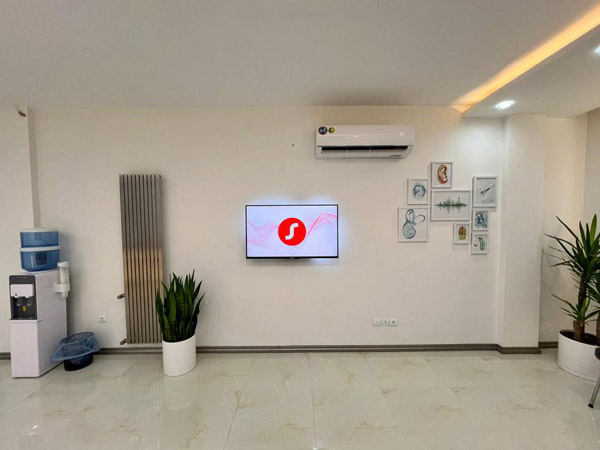 عکس های شنوایی سنجی و سمعک امیر خالقی عکس های شنوایی سنجی و سمعک امیر خالقی