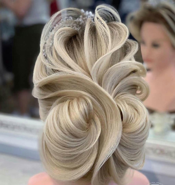 عکس های آموزشگاه آرایشگری برلیان عکس های آموزشگاه آرایشگری برلیان