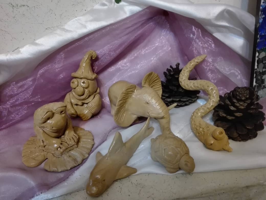 عکس های آموزشگاه هنری قلم مو عکس های آموزشگاه هنری قلم مو