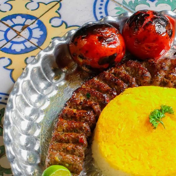 عکس های مجموعه گردشگری اسب سفید شیرازیس عکس های مجموعه گردشگری اسب سفید شیرازیس