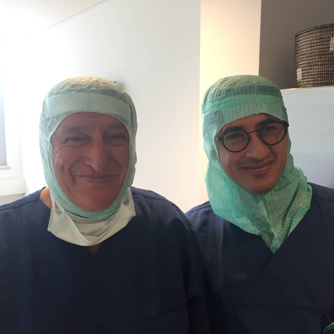 دکتر قاسمی و پروفسور رینولد گانز (دوره فلوشیپ در سوئیس) دکتر قاسمی و پروفسور رینولد گانز (دوره فلوشیپ در سوئیس)