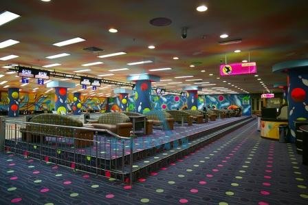 عکس های سالن بولینگ مجتمع خلیج فارس عکس های سالن بولینگ مجتمع خلیج فارس