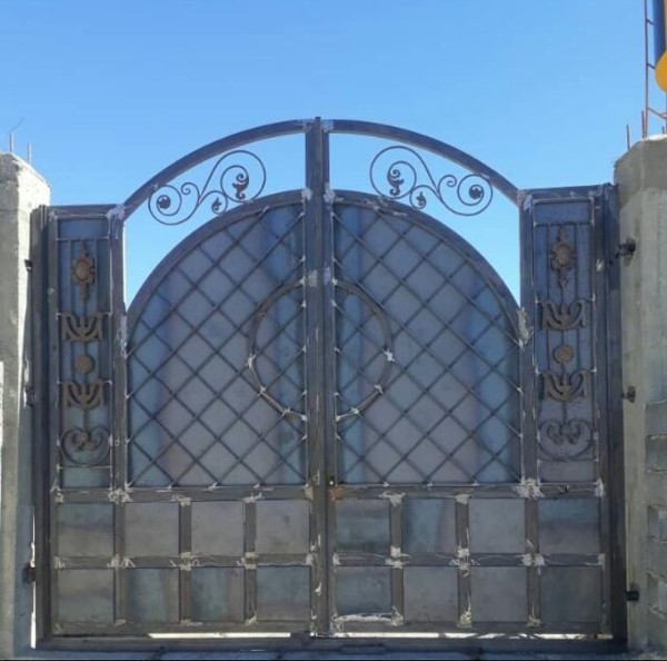 عکس های درب و پنجره آهنی ناطقی عکس های درب و پنجره آهنی ناطقی
