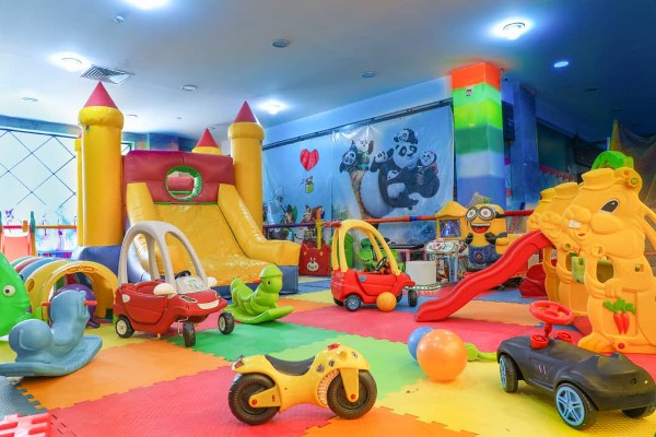 عکس های خانه بازی و شهربازی ایران پارک عکس های خانه بازی و شهربازی ایران پارک