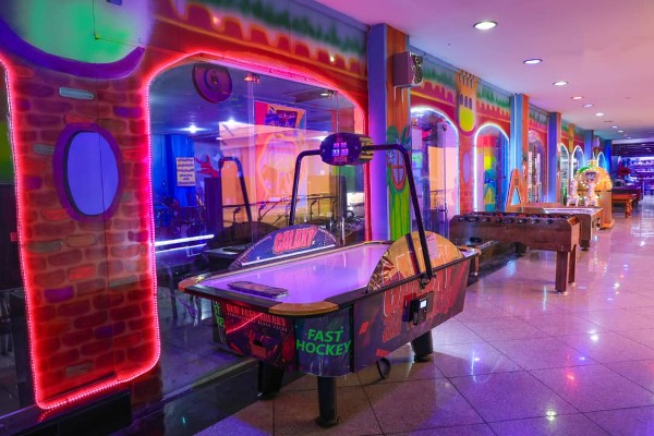 عکس های خانه بازی و شهربازی ایران پارک عکس های خانه بازی و شهربازی ایران پارک