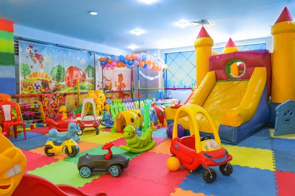 عکس های خانه بازی و شهربازی ایران پارک عکس های خانه بازی و شهربازی ایران پارک