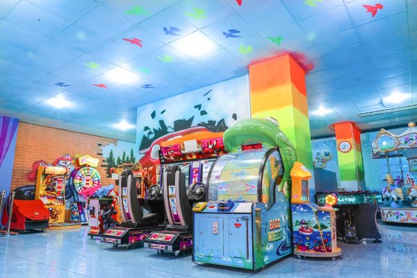 عکس های خانه بازی و شهربازی ایران پارک عکس های خانه بازی و شهربازی ایران پارک